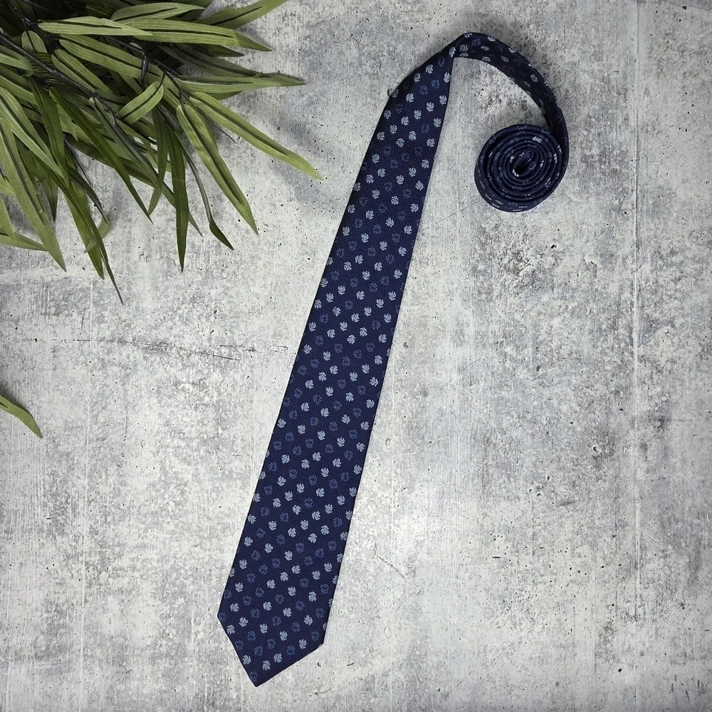 Brooks Brothers | Navy & Light Blue Logo Print 100% Silk Tie